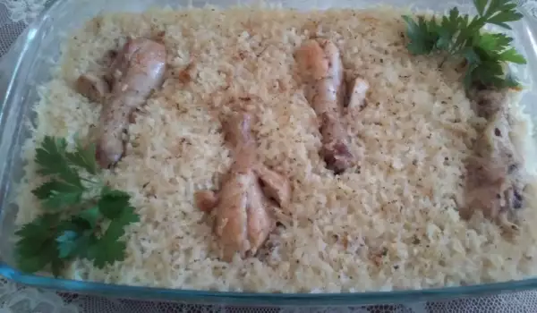 Куриные ножки с белым рисом в духовке
