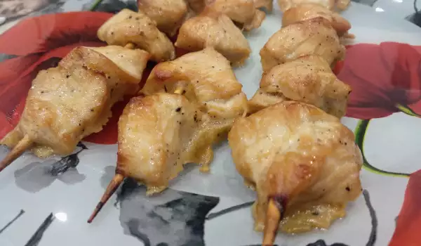 Нежный куриный шашлык с молоком в духовке