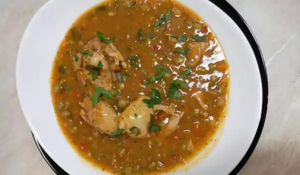 Курица с замороженным горошком