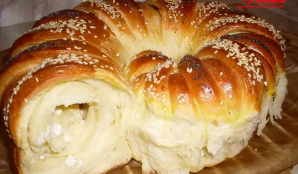Хлеб Улитка с брынзой