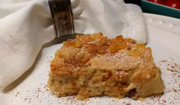 Простой яблочный пирог для гостей