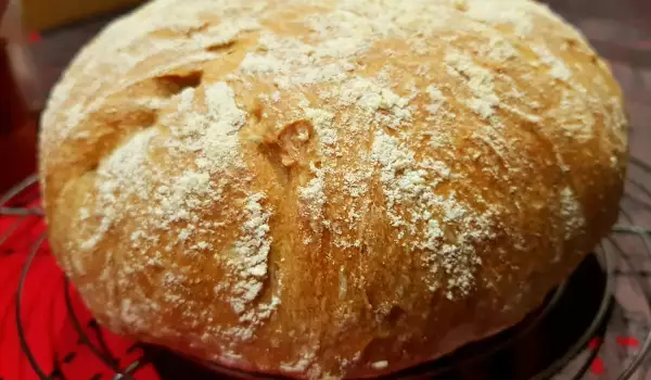 Роскошный деревенский ржаной хлеб