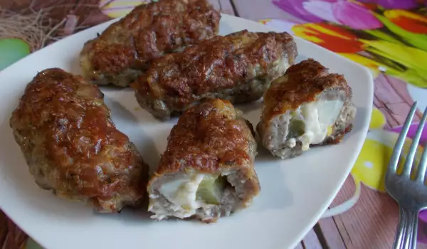 Мини-рулетики с мясом и начинкой