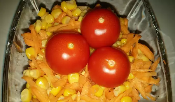 Салат с кукурузой и морковью