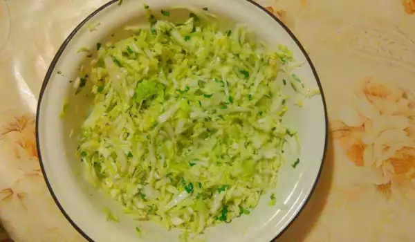 Салат с китайской капустой