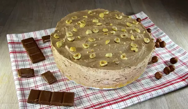 Торт из печенья с шоколадным муссом