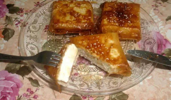 Сыр Саганаки в тесте фило