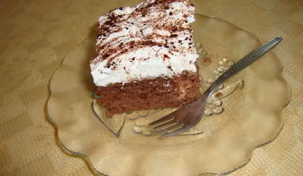 Пирог с карамелью и сливками