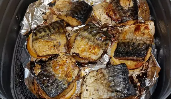 Запеченная скумбрия в аэрофритюрнице