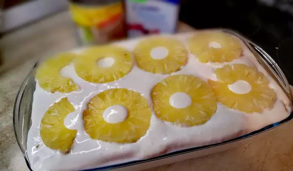 Пирог из печенья Дамские пальчики с ананасом и сыром маскарпоне