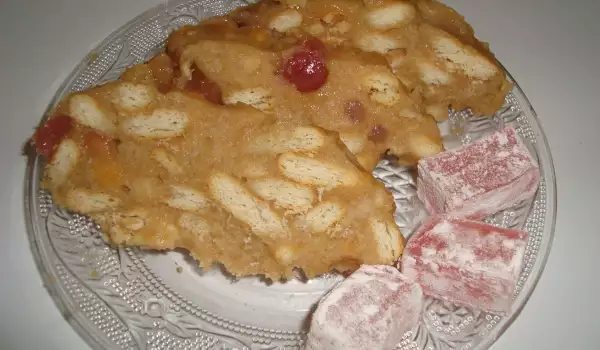Пирог с печеньем и лукумом