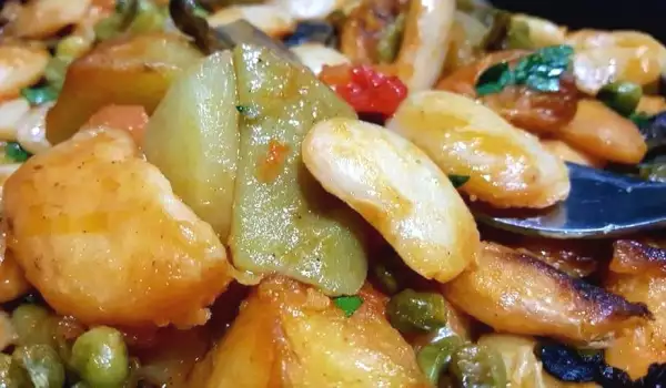 Смилянская фасоль с овощами