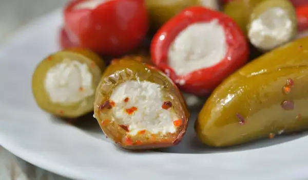 Перцы с брынзой