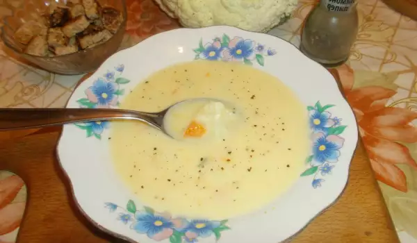Молочный суп из цветной капусты