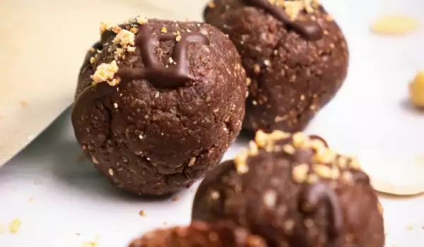 Сырые конфеты с какао и апельсином