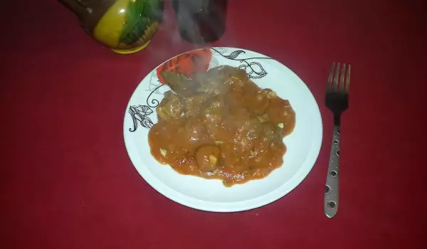 Свинина с томатным соусом