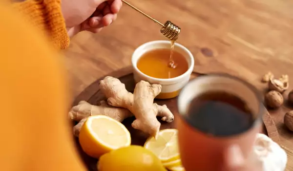 Польза сочетания имбиря с медом и лимоном