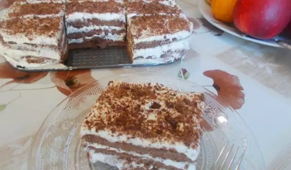 Легкий торт с домашним кремом