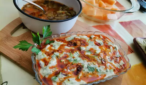 Турецкий салат из кабачков