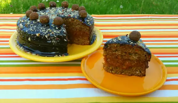 Веганский морковный торт с глазурью и грецкими орехами