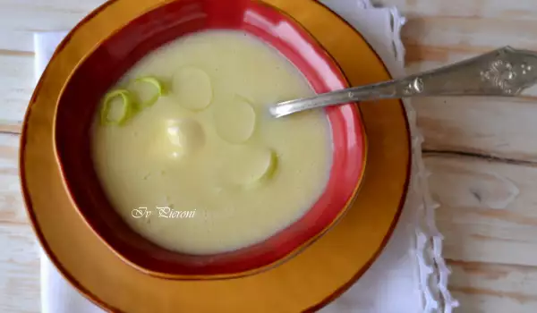 Французский суп из лука-порея Vichysoise