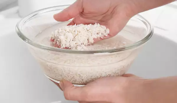 Как почистить рис?
