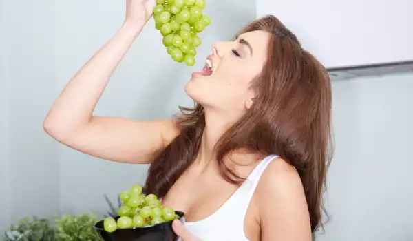 Что происходит с организмом при употреблении винограда