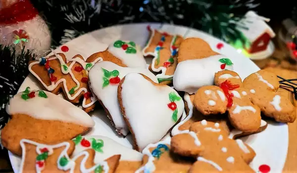 Рождественское печенье с имбирем и корицей по старому рецепту