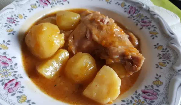 Картофельное рагу с куриными ножками