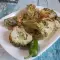 Куриные рулеты со шпинатом и плавленым сыром