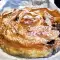Пирог с кремом и черникой