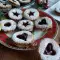 Рождественское линцерское печенье с джемом