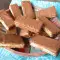 Вафельные пирожные с лукумом и шоколадом