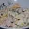 Макаронный салат с майонезом, колбасой и огурчиками