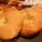 Небольшие булочки с брынзой и кислым молоком