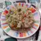 Рис с овощами, карри и соевым соусом