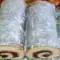 Быстрый рулет с начинкой из клубничного джема