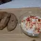 Острая закуска из брынзы, чеснока и сметаны