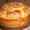 Праздничный каравай с кунжутом