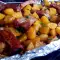 Свиные ребрышки с картошкой в пищевой фольге