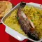 Форель с рисом и луком-пореем в духовке