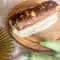 Рулет из кабачков со сливочным сыром и яйцами