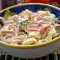 Вкусный салат из макарон с ветчиной