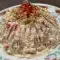 Салат из запеченных перцев, грецких орехов и творога