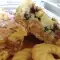 Пирог с яблоками, персиками и корицей