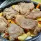 Вкусные и сочные отбивные с картофелем в духовке