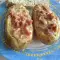 Картофель с начинкой из ветчины и сыра