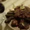 Свиные стейки, запеченные в вине