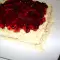 Простой торт с печеньем, сыром маскарпоне и вареньем