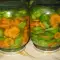 Маринованные зелёные помидоры с морковью